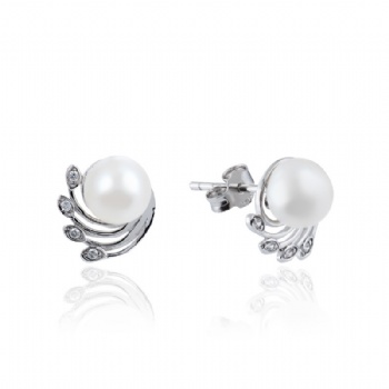 Sterling-silver-pearl-earrings-SE145